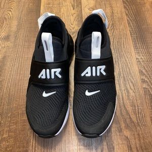 Big kids Nike Airmax 270, unisex size 5Y